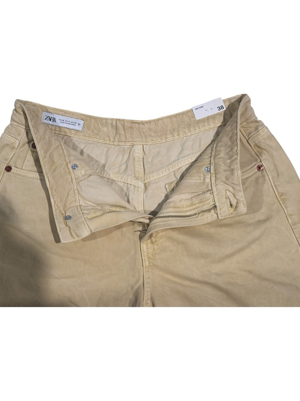 Zara TRF Mid-Rise Denim Bermuda Shorts NWT Yellow Cream Size 6 - Picture 5 of 7